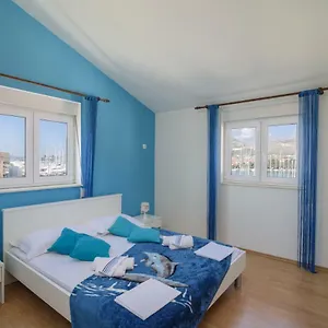 Mirjana Apartament Trogir